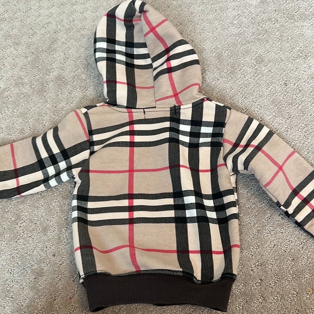 Toddler Burberry jacket size 3t - Picture 2 of 6